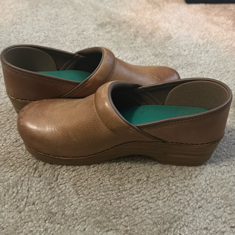 Dansko Professional Honey Distressed Clog